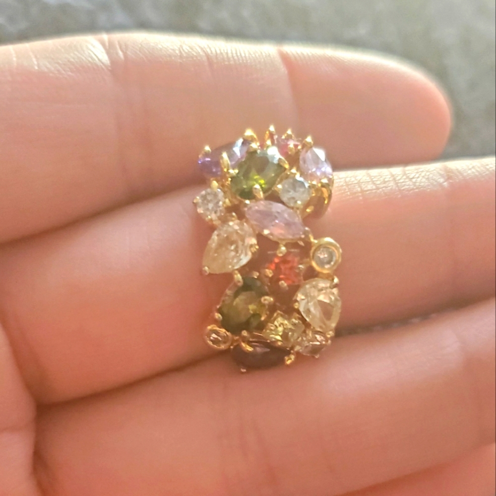 Size 7, vintage, gold tone, multi color stone costume ring